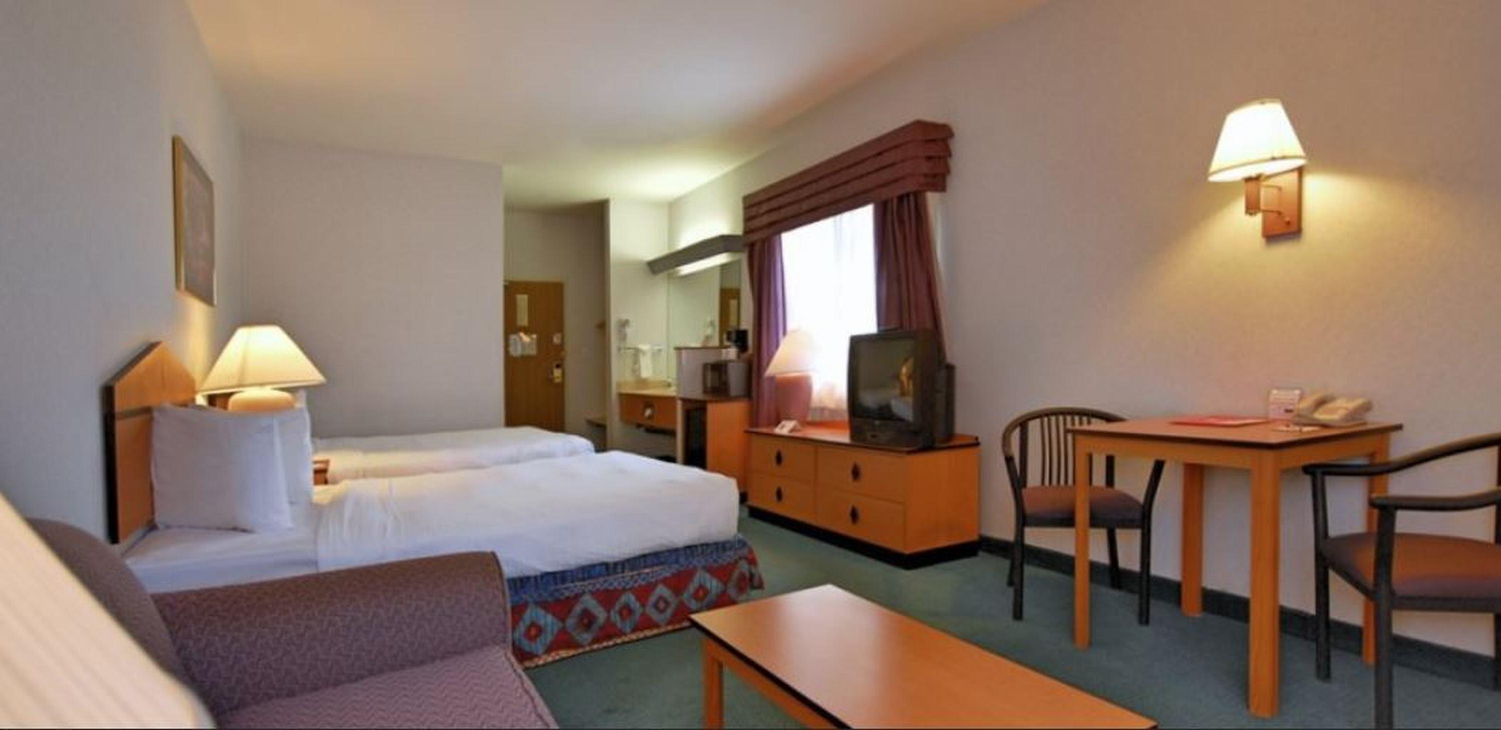 Quality Inn & Suites Denver Airport - Gateway Park Aurora Zewnętrze zdjęcie