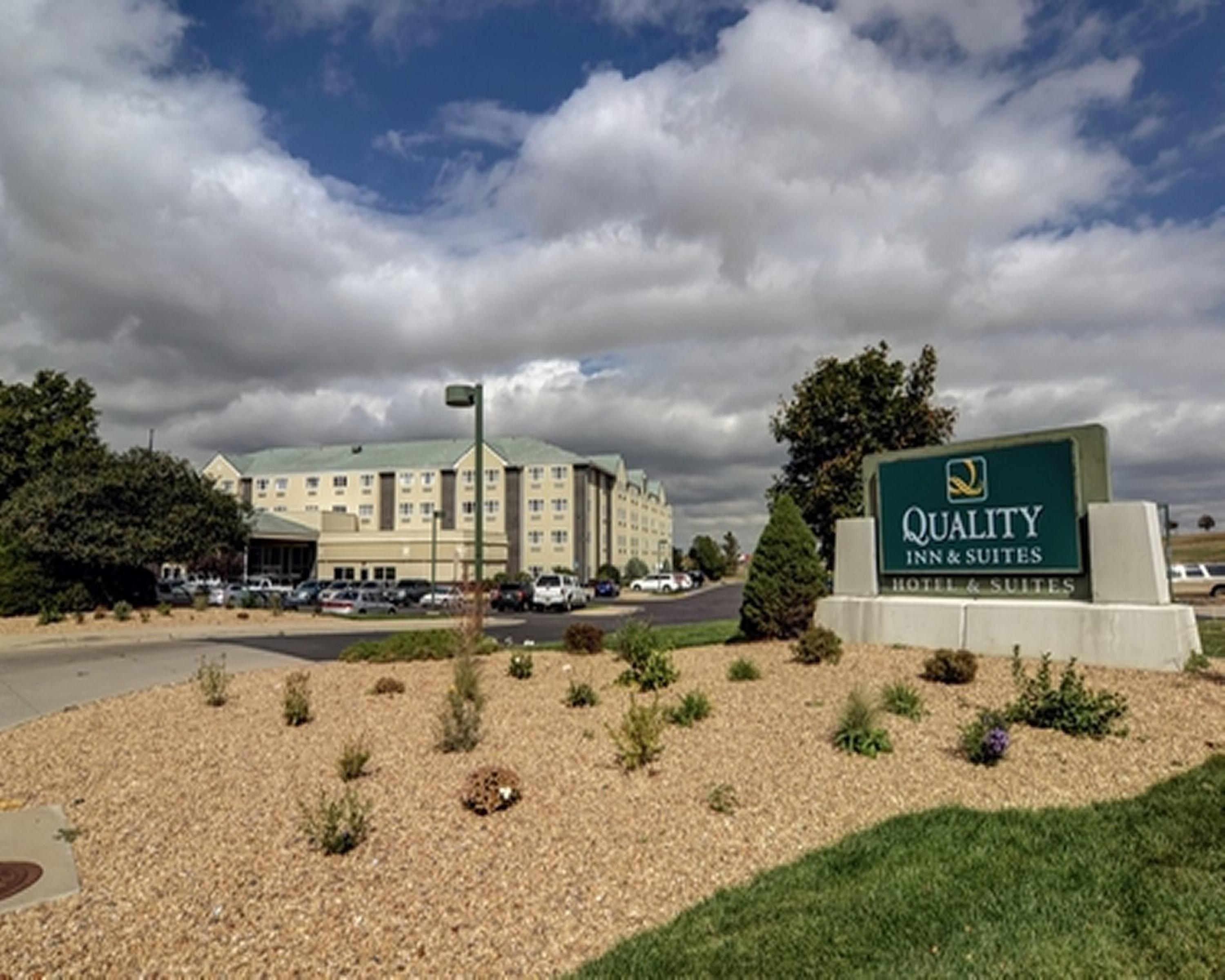 Quality Inn & Suites Denver Airport - Gateway Park Aurora Zewnętrze zdjęcie
