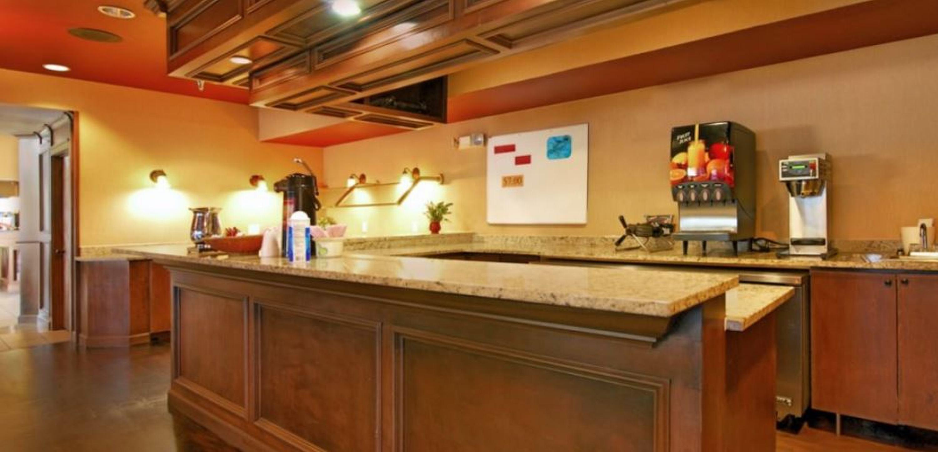 Quality Inn & Suites Denver Airport - Gateway Park Aurora Zewnętrze zdjęcie