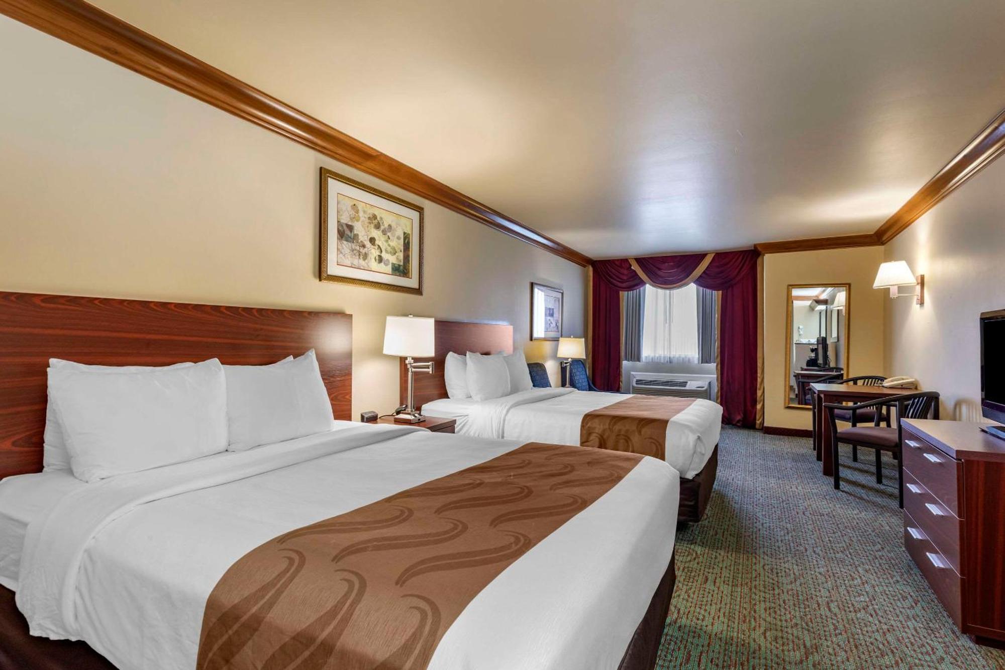 Quality Inn & Suites Denver Airport - Gateway Park Aurora Zewnętrze zdjęcie