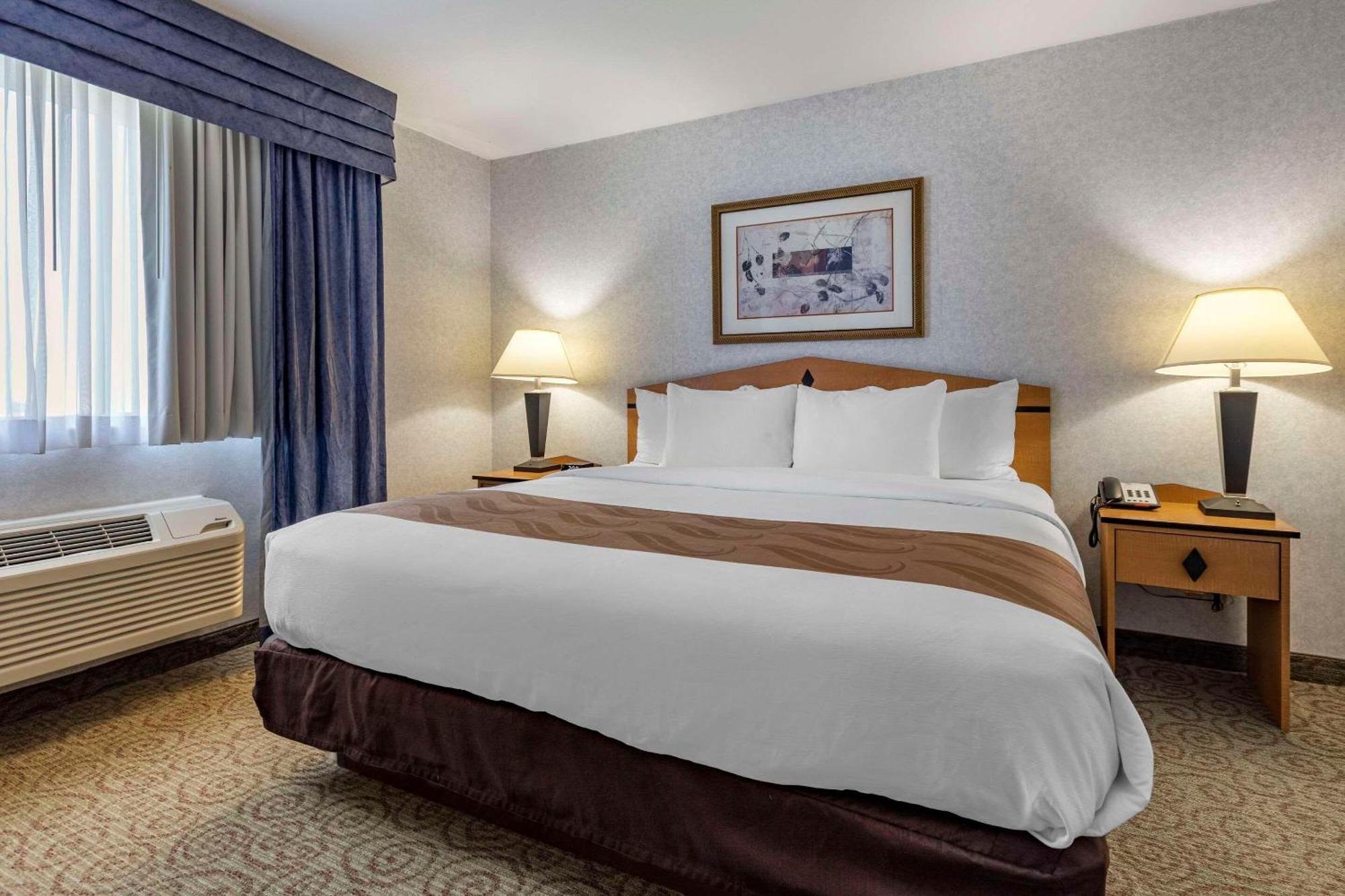 Quality Inn & Suites Denver Airport - Gateway Park Aurora Zewnętrze zdjęcie