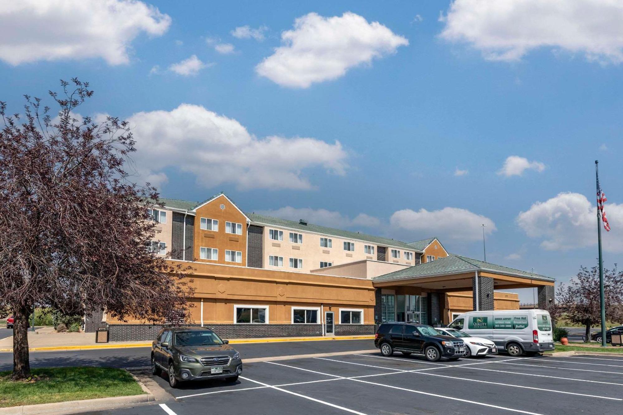Quality Inn & Suites Denver Airport - Gateway Park Aurora Zewnętrze zdjęcie